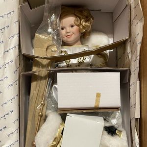 Danbury mint collector Shirley temple porcelain doll new in box